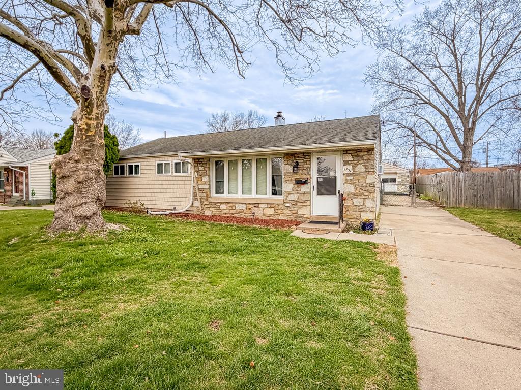 ROSLYN - Residential