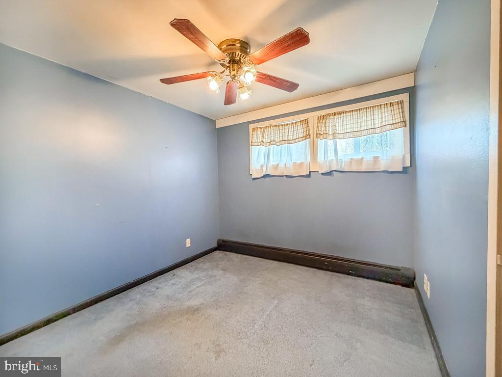 ROSLYN - Residential