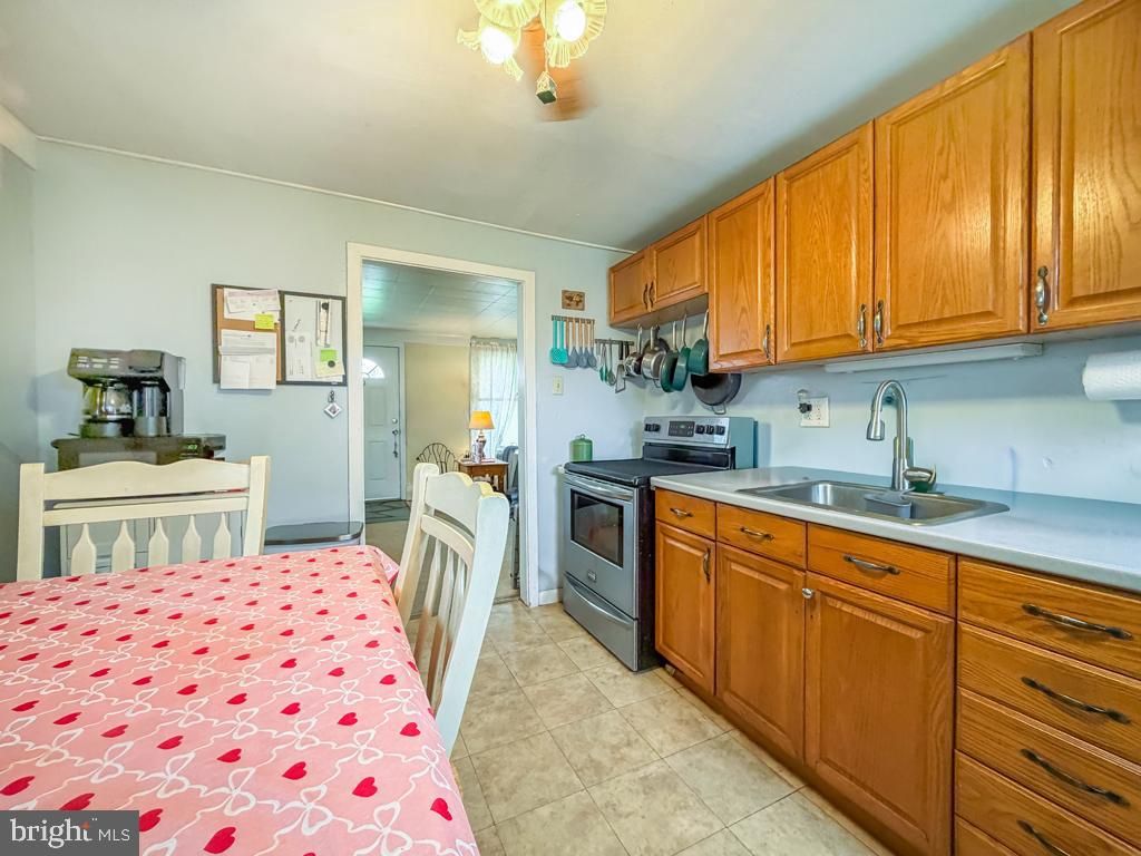 ROSLYN - Residential