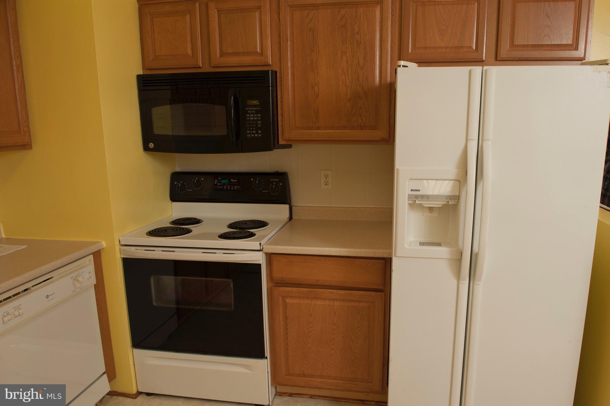 STAFFORD OAKS - Residential Lease