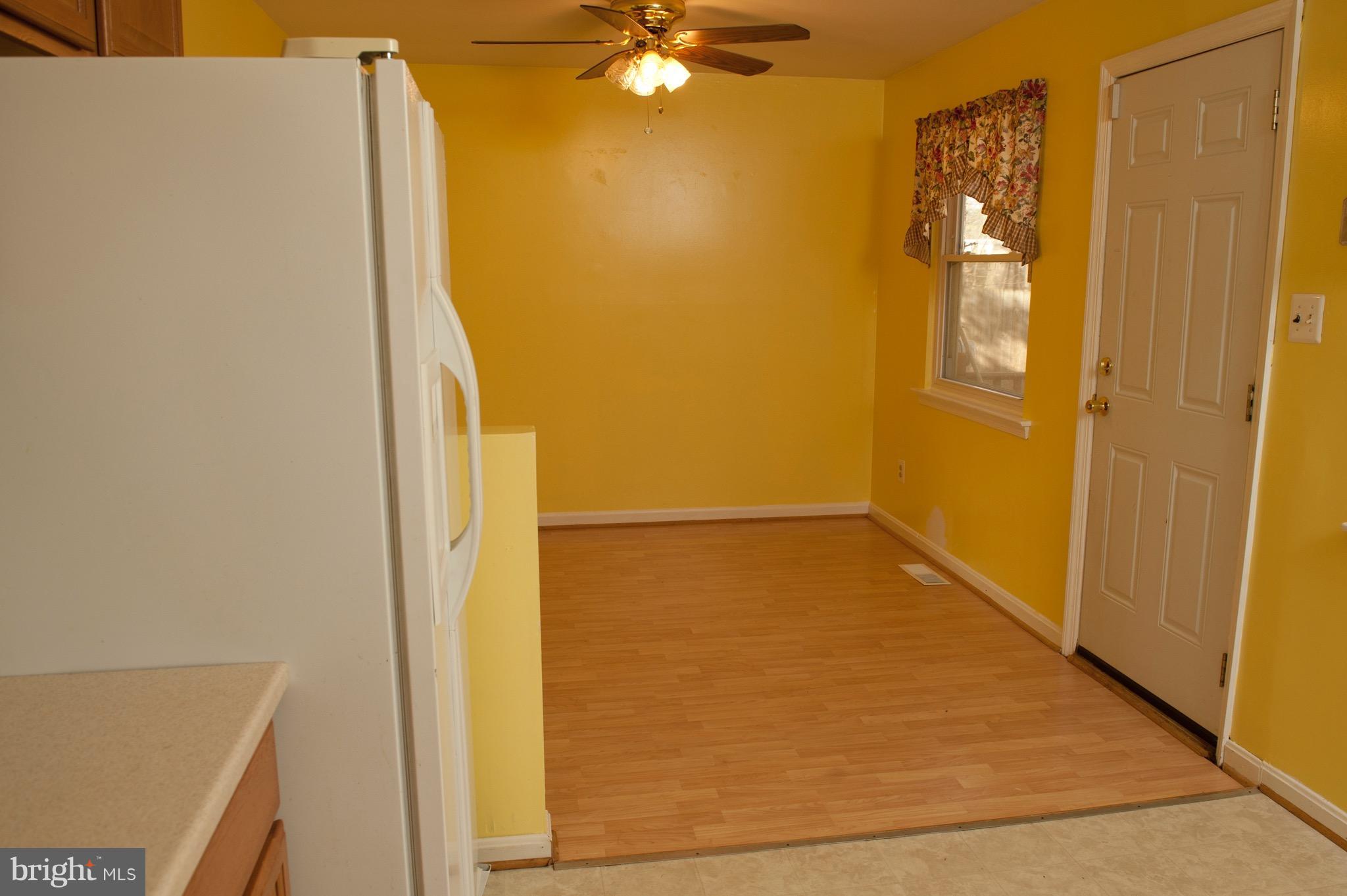 STAFFORD OAKS - Residential Lease