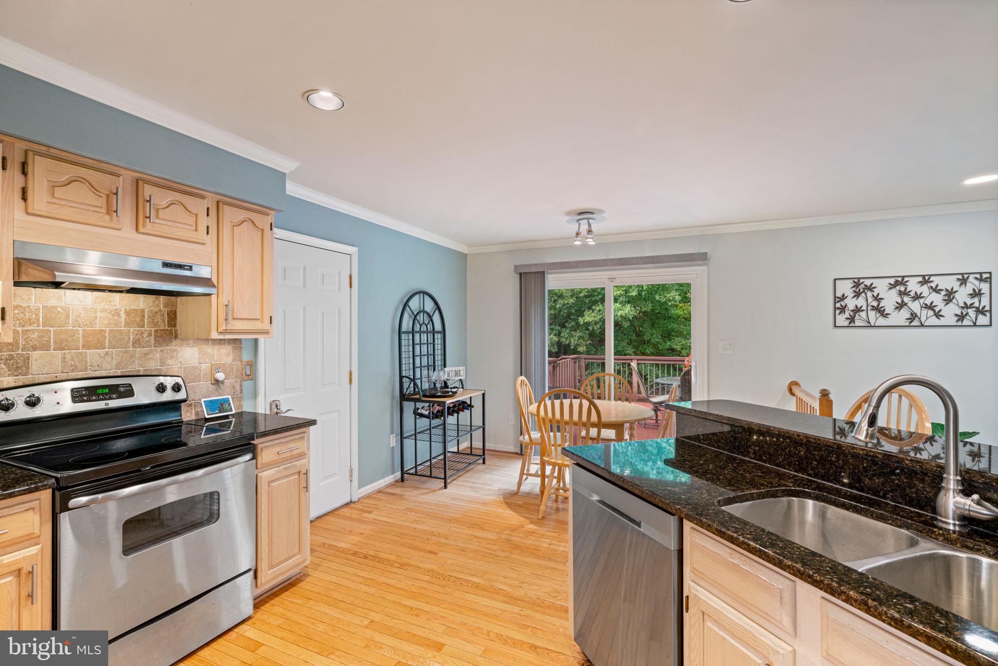 WAYSIDE VILLAGE - Residential