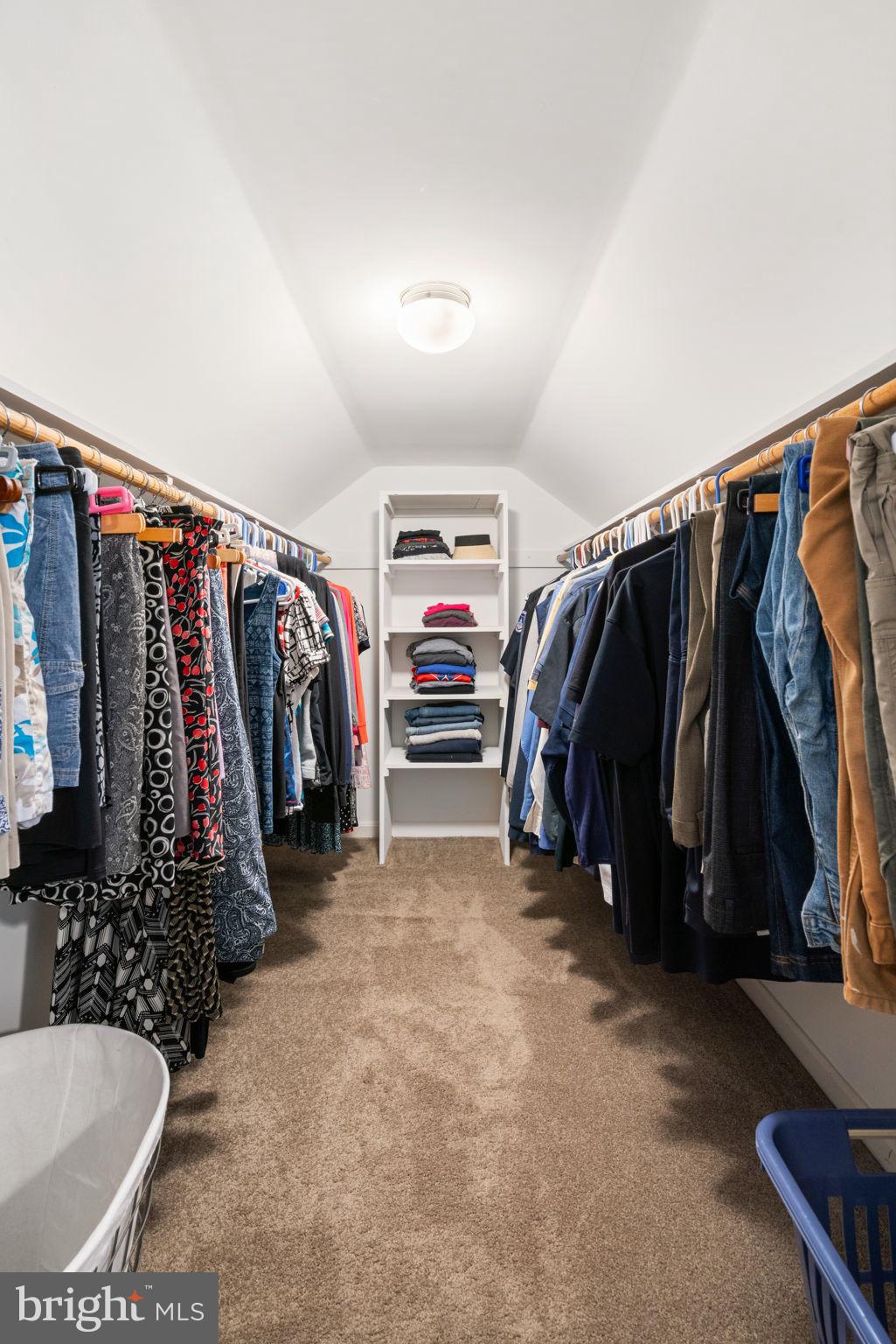 WAYSIDE VILLAGE - Residential