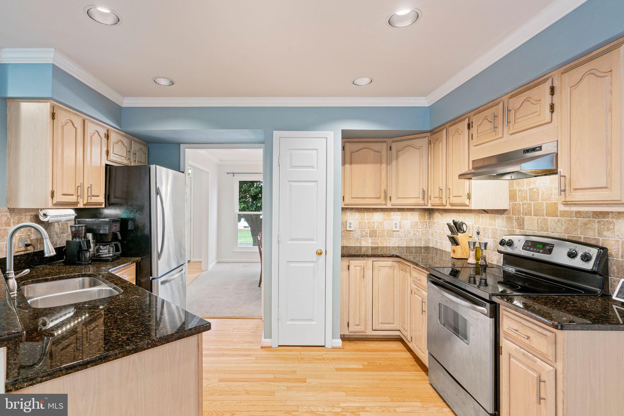 WAYSIDE VILLAGE - Residential