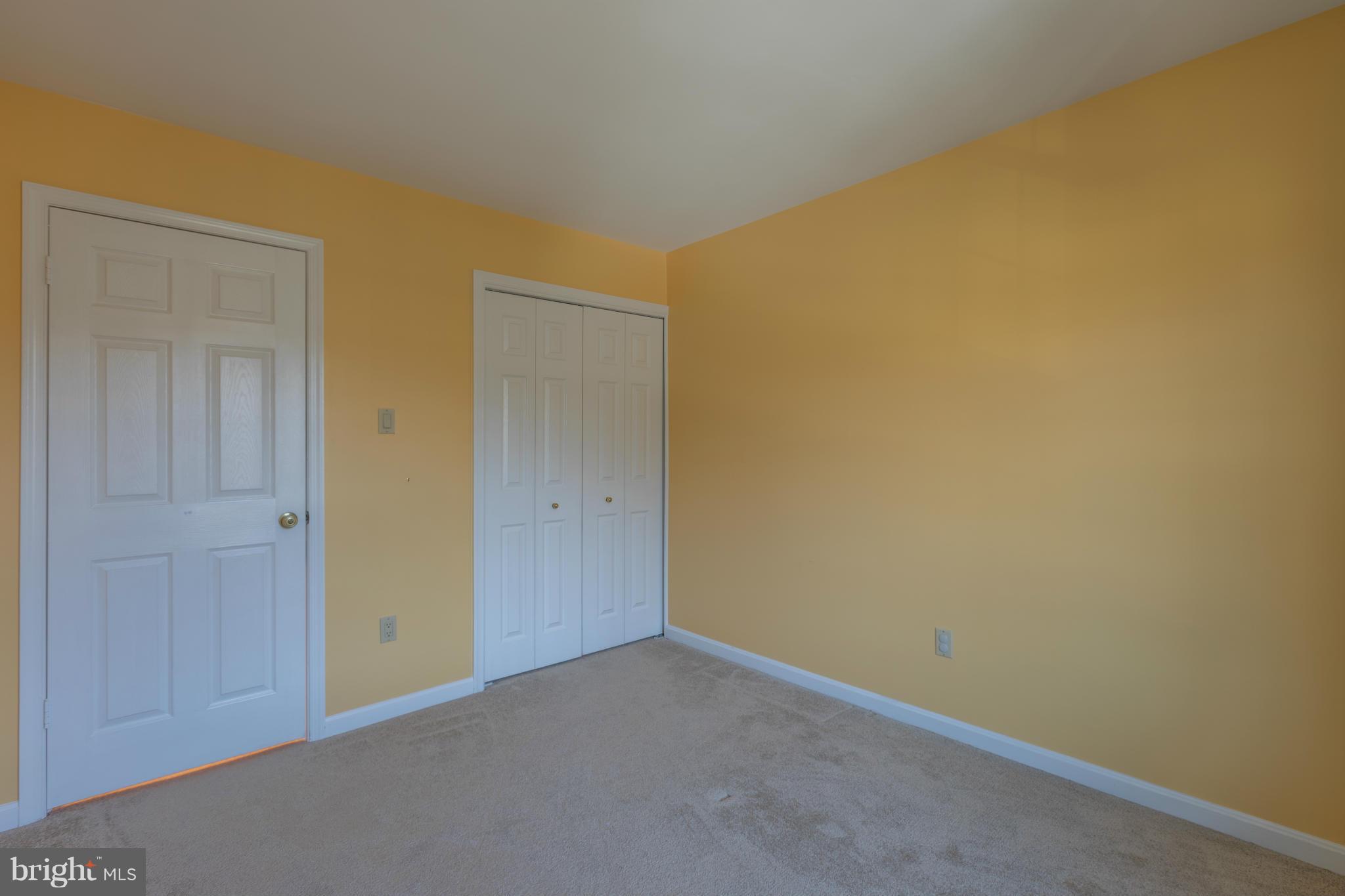 LOVETON FARMS - Residential Lease