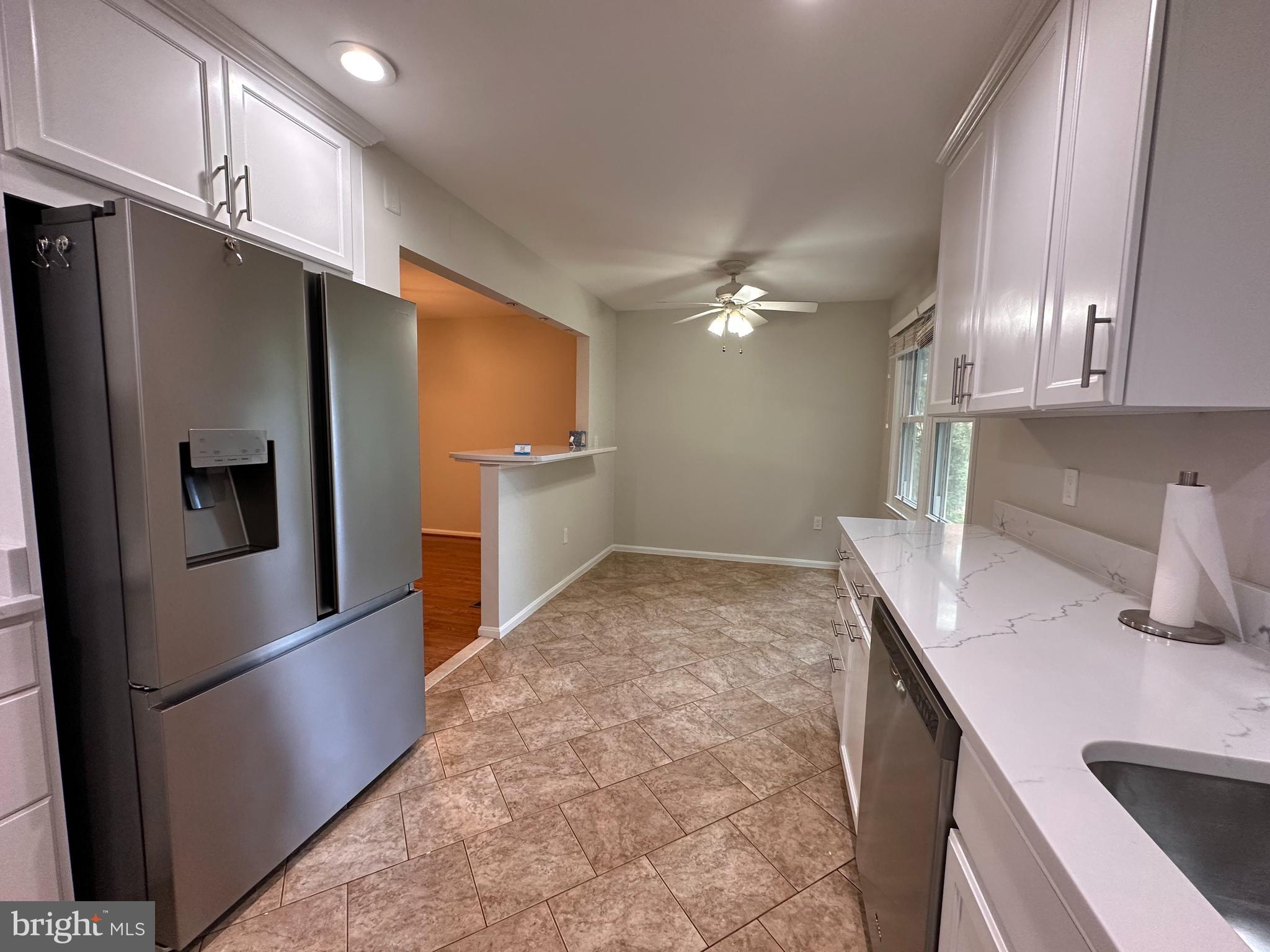 COLONIAL HEIGHTS - Residential Lease