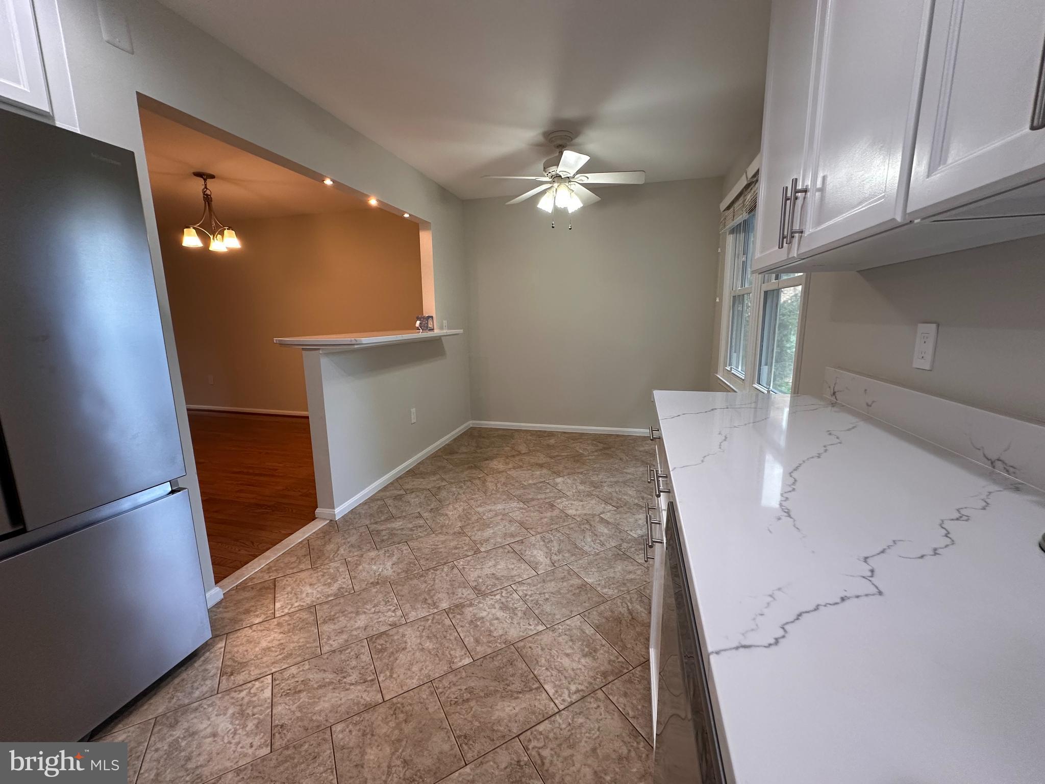 COLONIAL HEIGHTS - Residential Lease