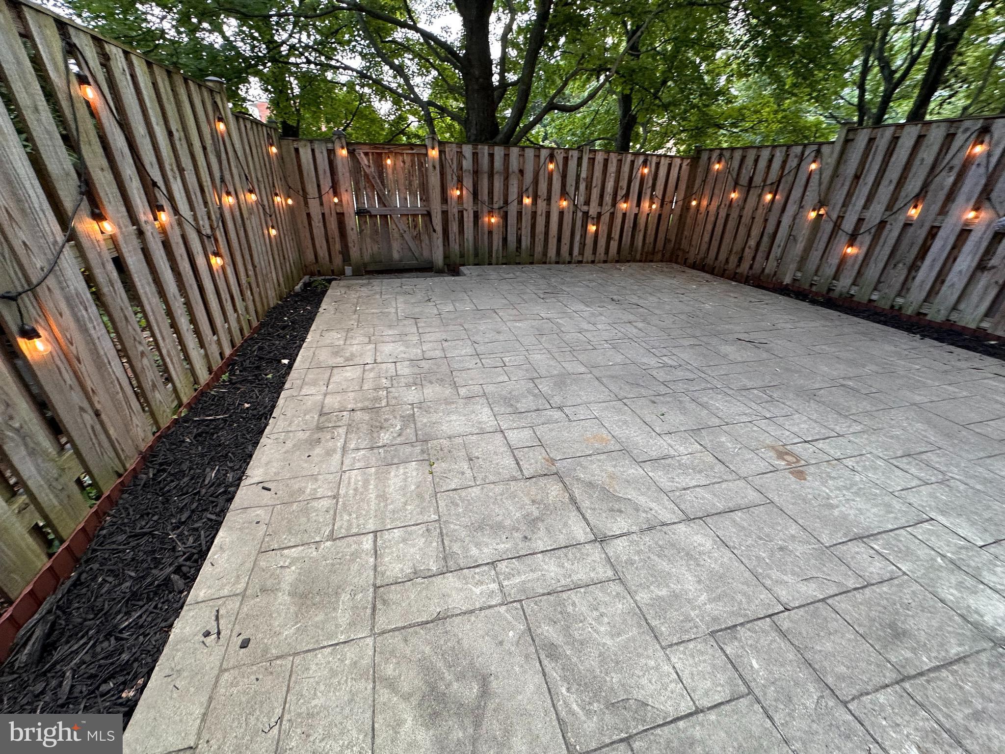 COLONIAL HEIGHTS - Residential Lease