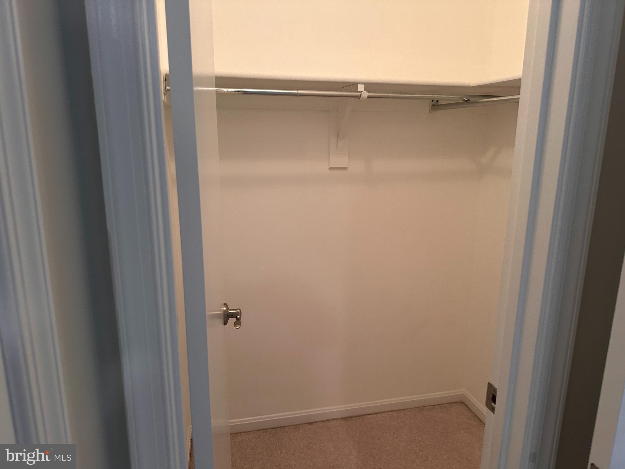 COLONIAL HEIGHTS - Residential Lease