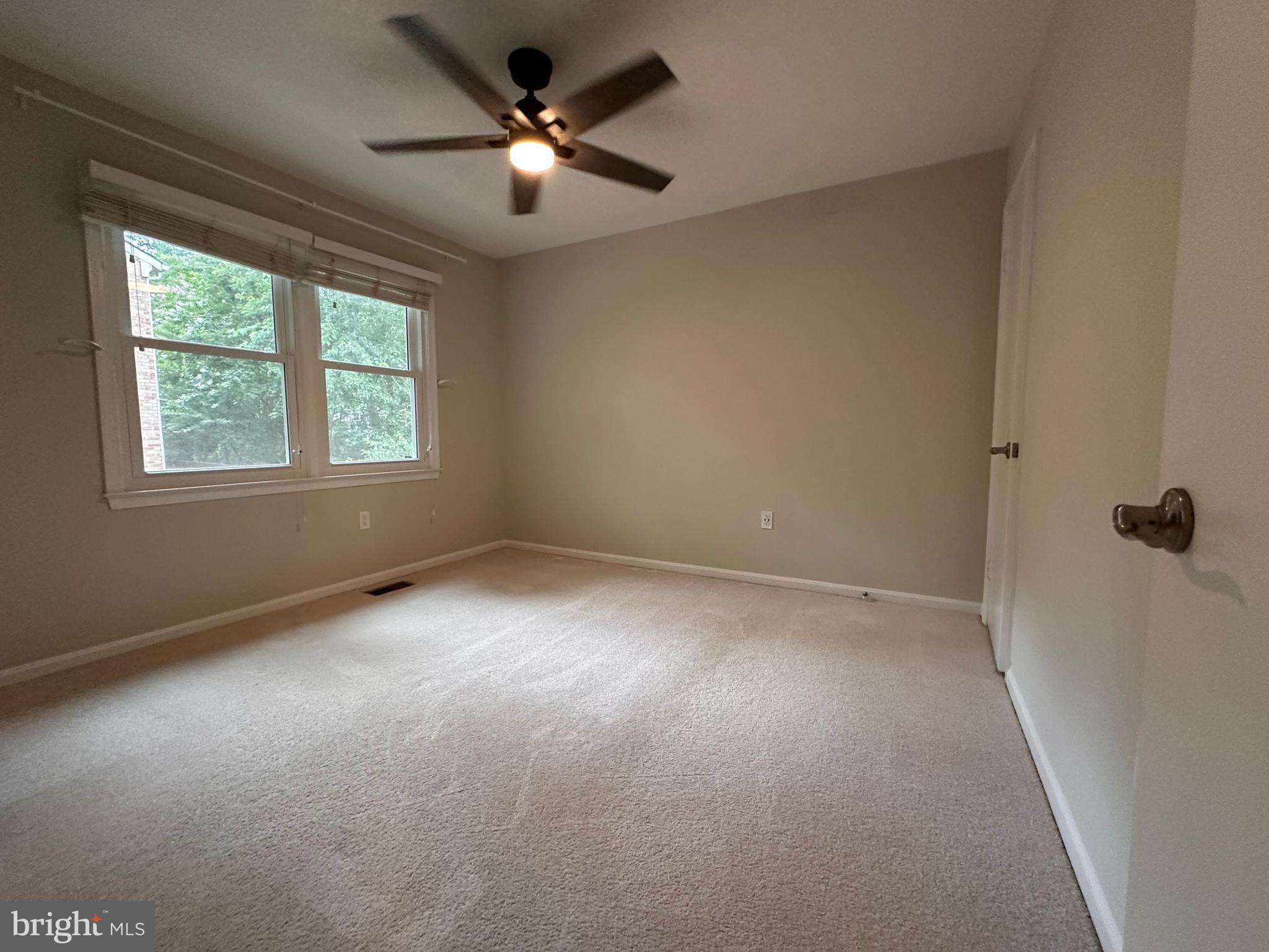 COLONIAL HEIGHTS - Residential Lease