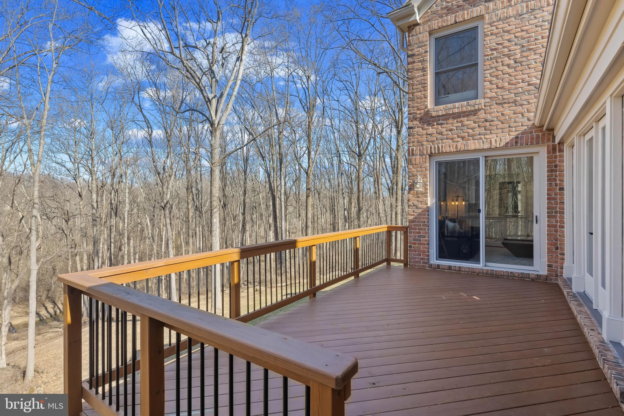 TRIADELPHIA WOODS - Residential