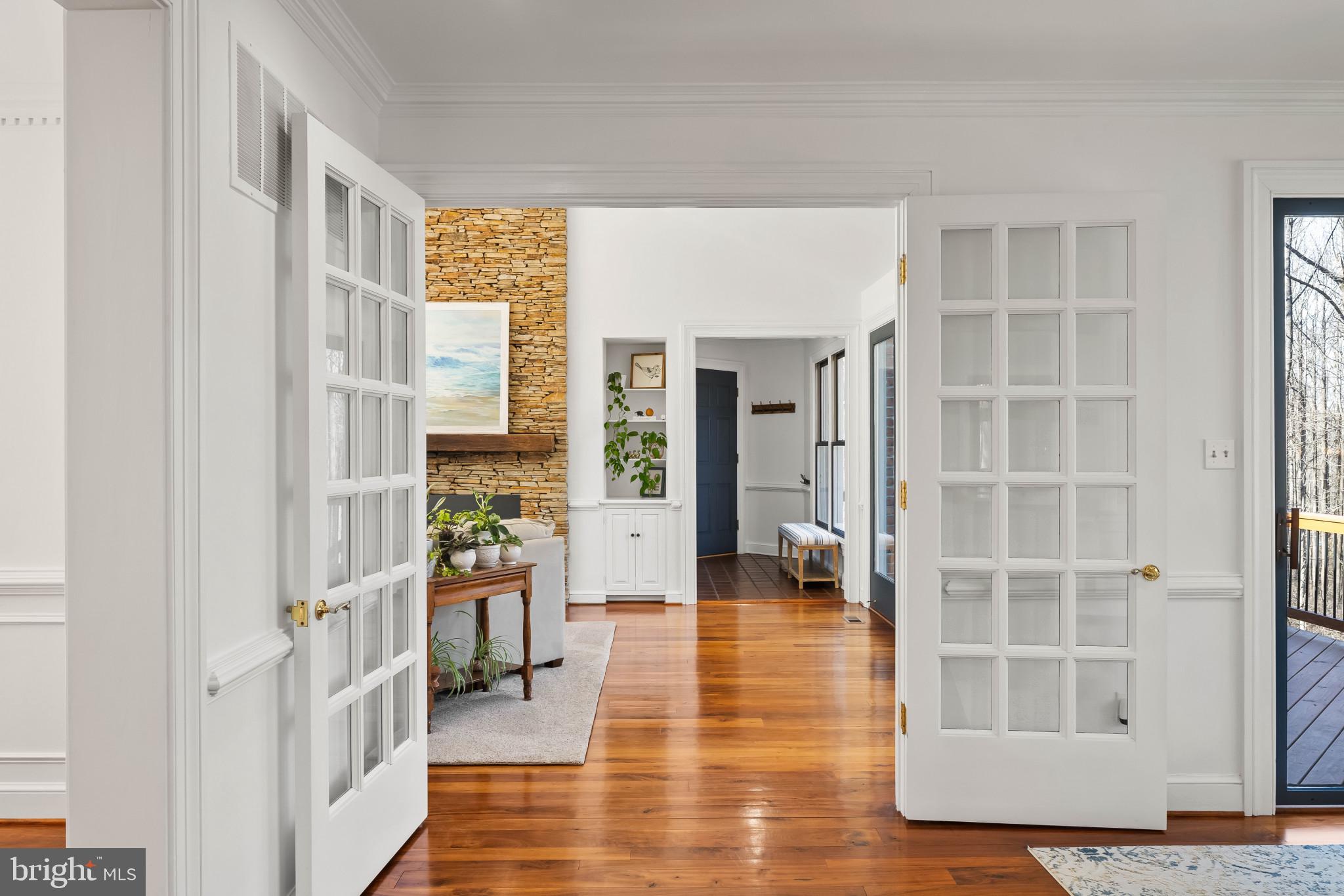 TRIADELPHIA WOODS - Residential