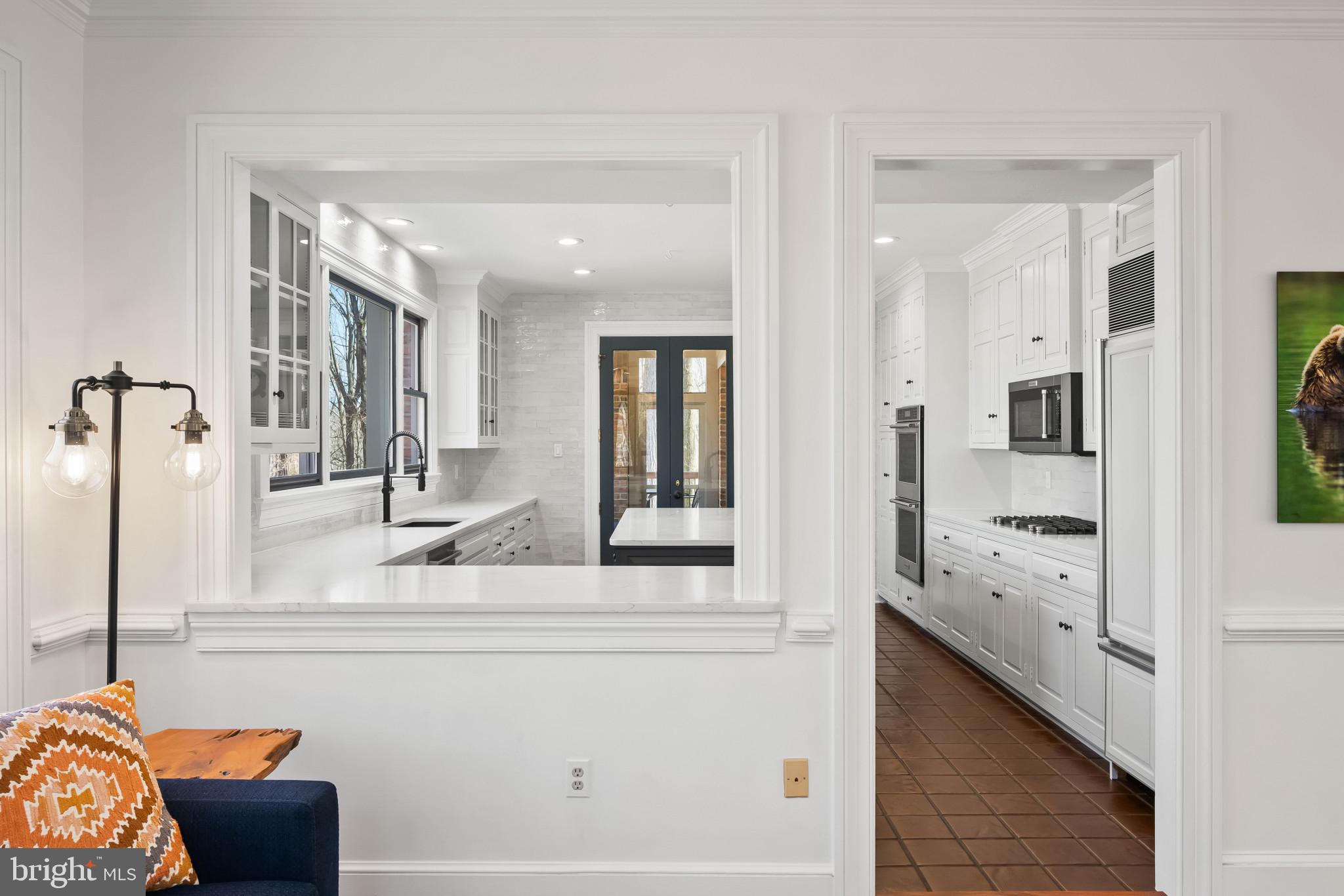 TRIADELPHIA WOODS - Residential