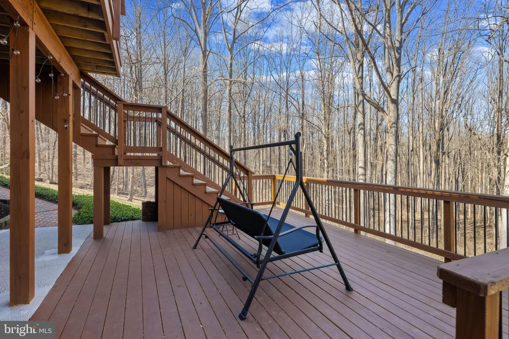 TRIADELPHIA WOODS - Residential