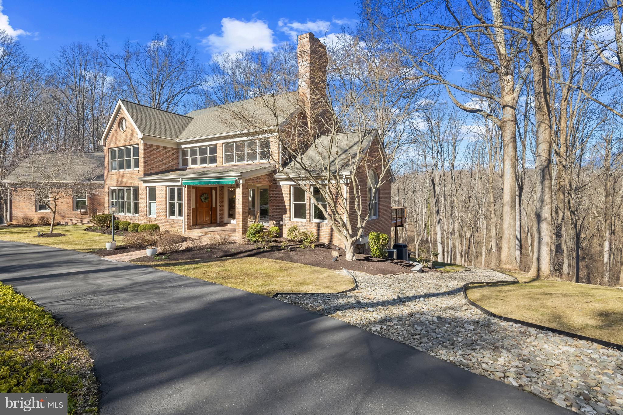 TRIADELPHIA WOODS - Residential