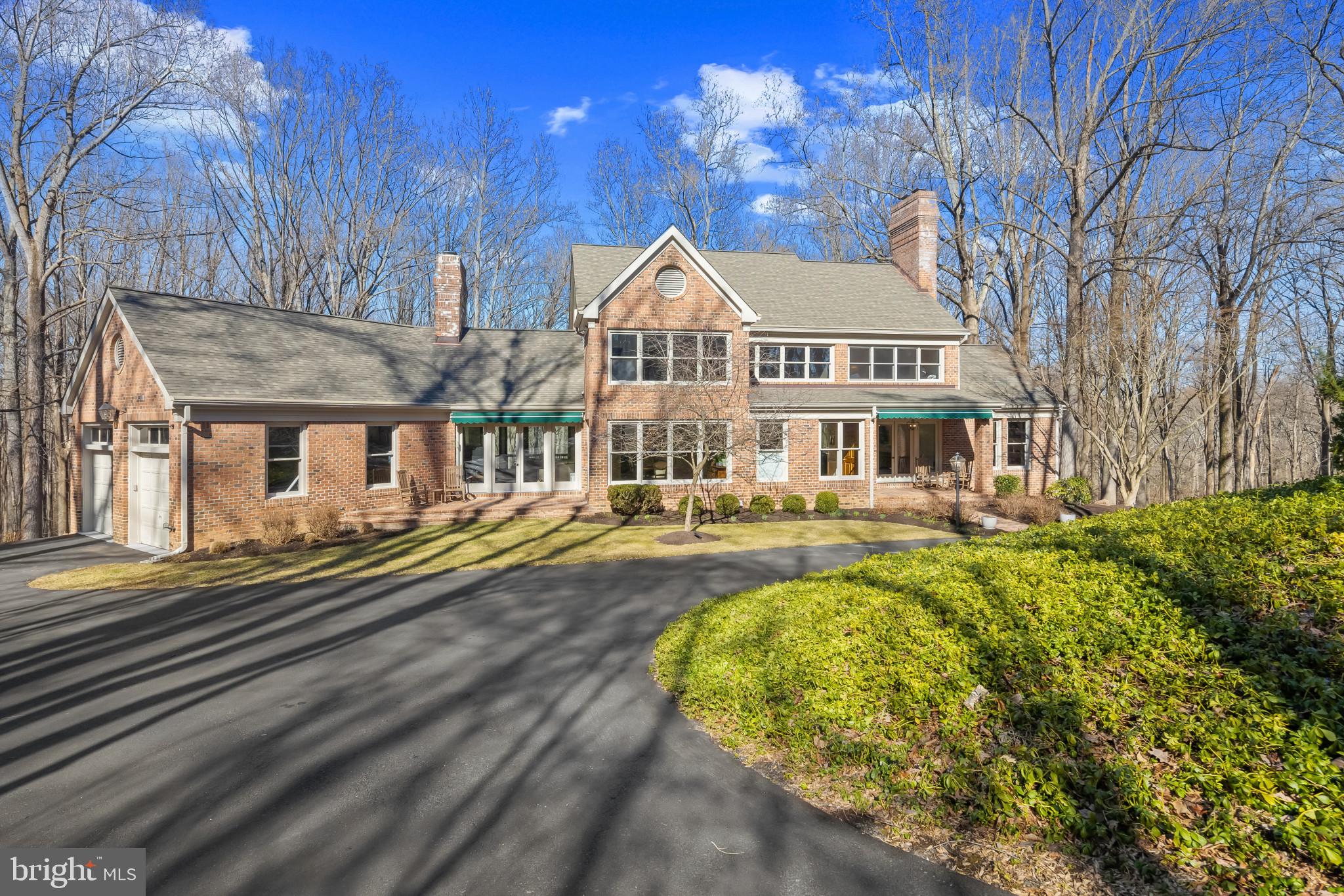 TRIADELPHIA WOODS - Residential