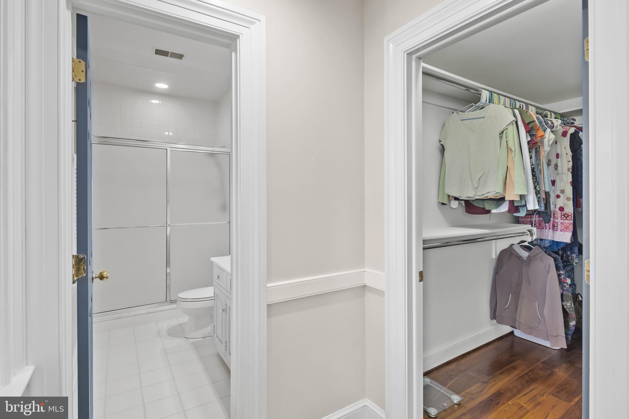 TRIADELPHIA WOODS - Residential