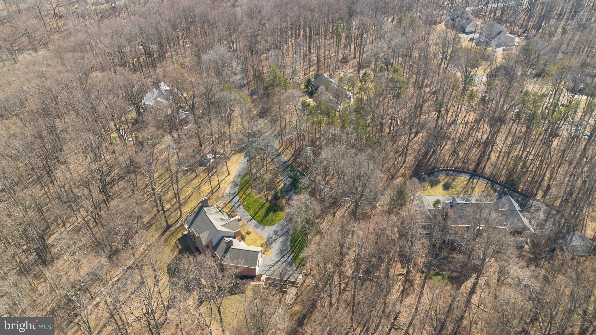 TRIADELPHIA WOODS - Residential