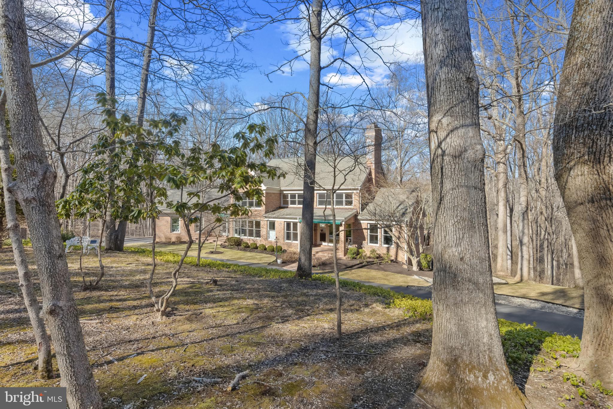 TRIADELPHIA WOODS - Residential