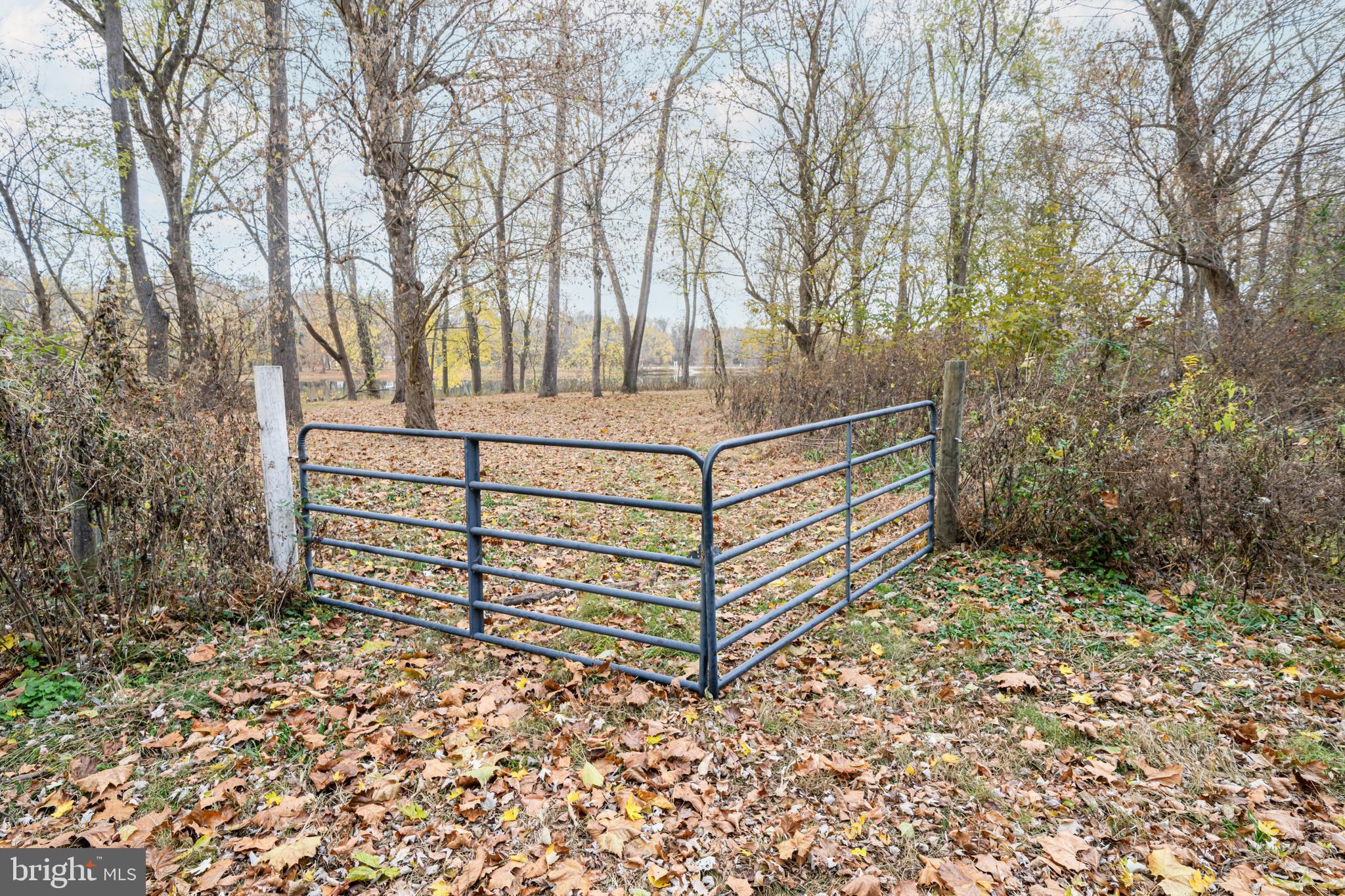 WATERSIDE RESERVE - Residential