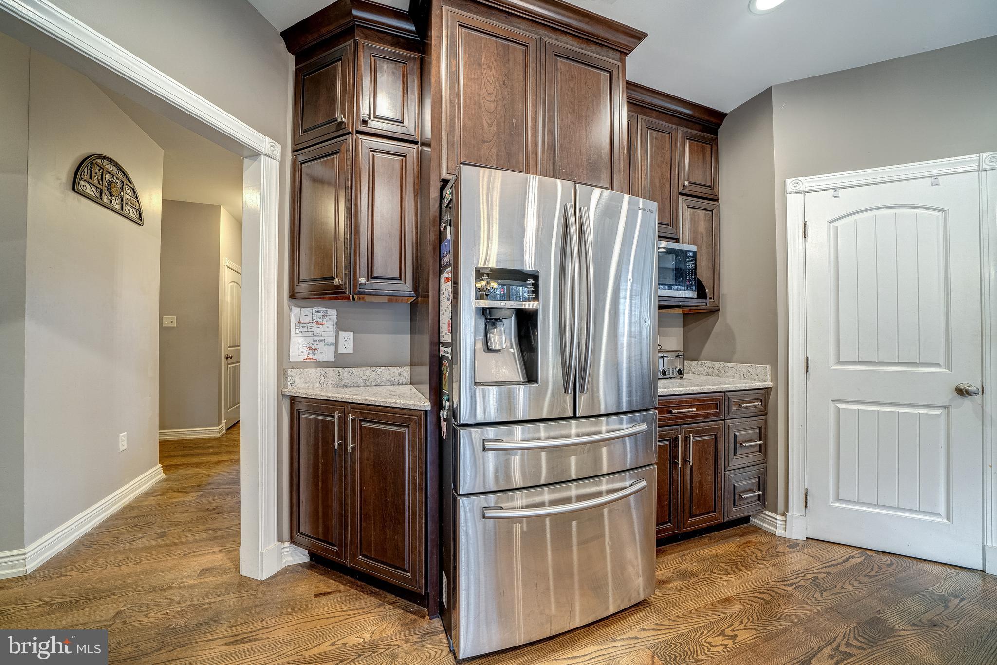 WATERSIDE RESERVE - Residential