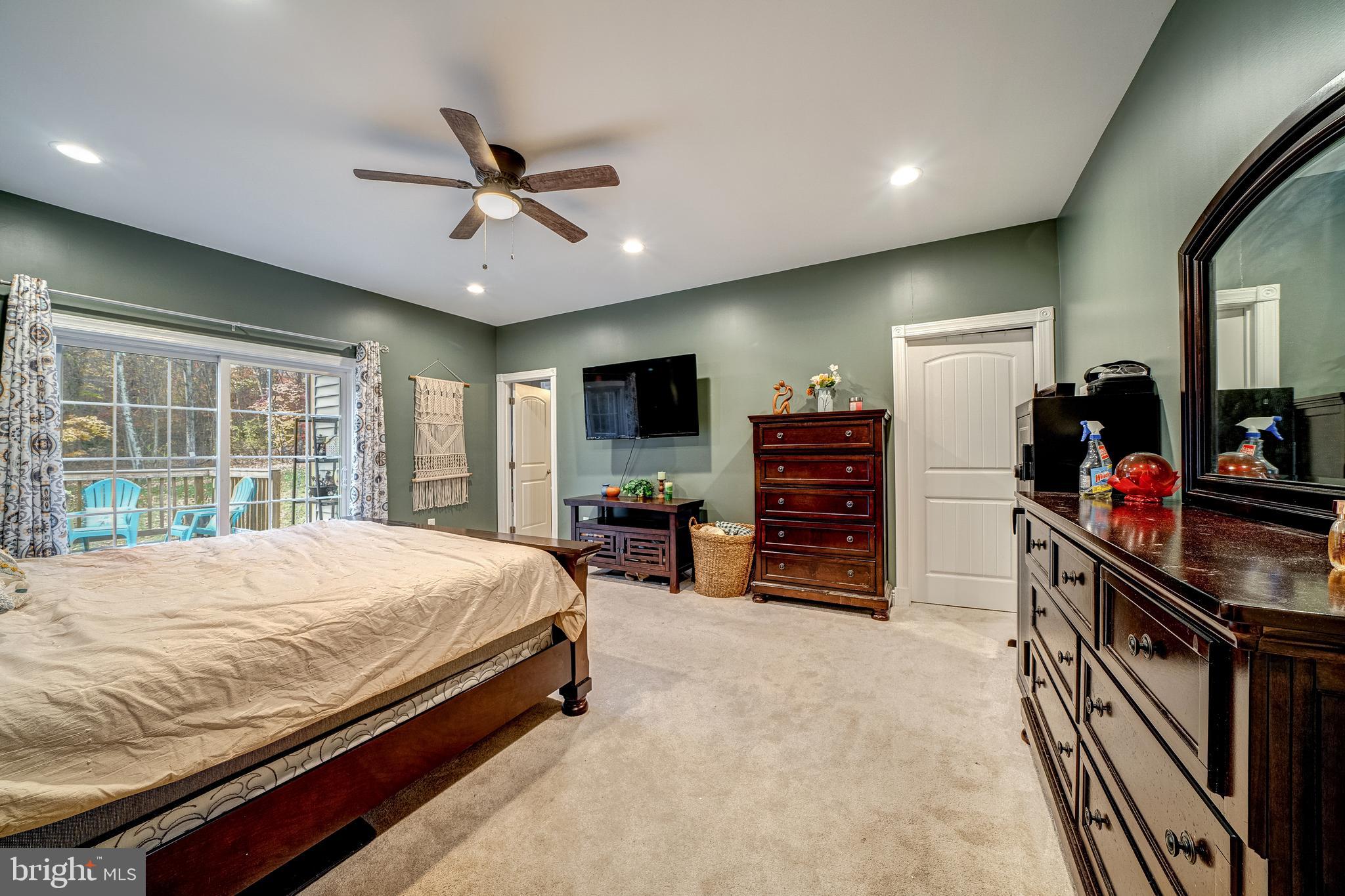 WATERSIDE RESERVE - Residential