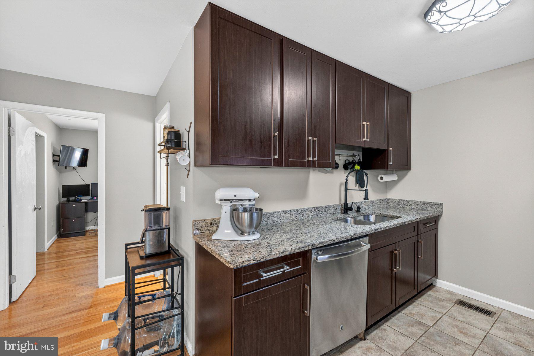 COLDSTREAM - Residential