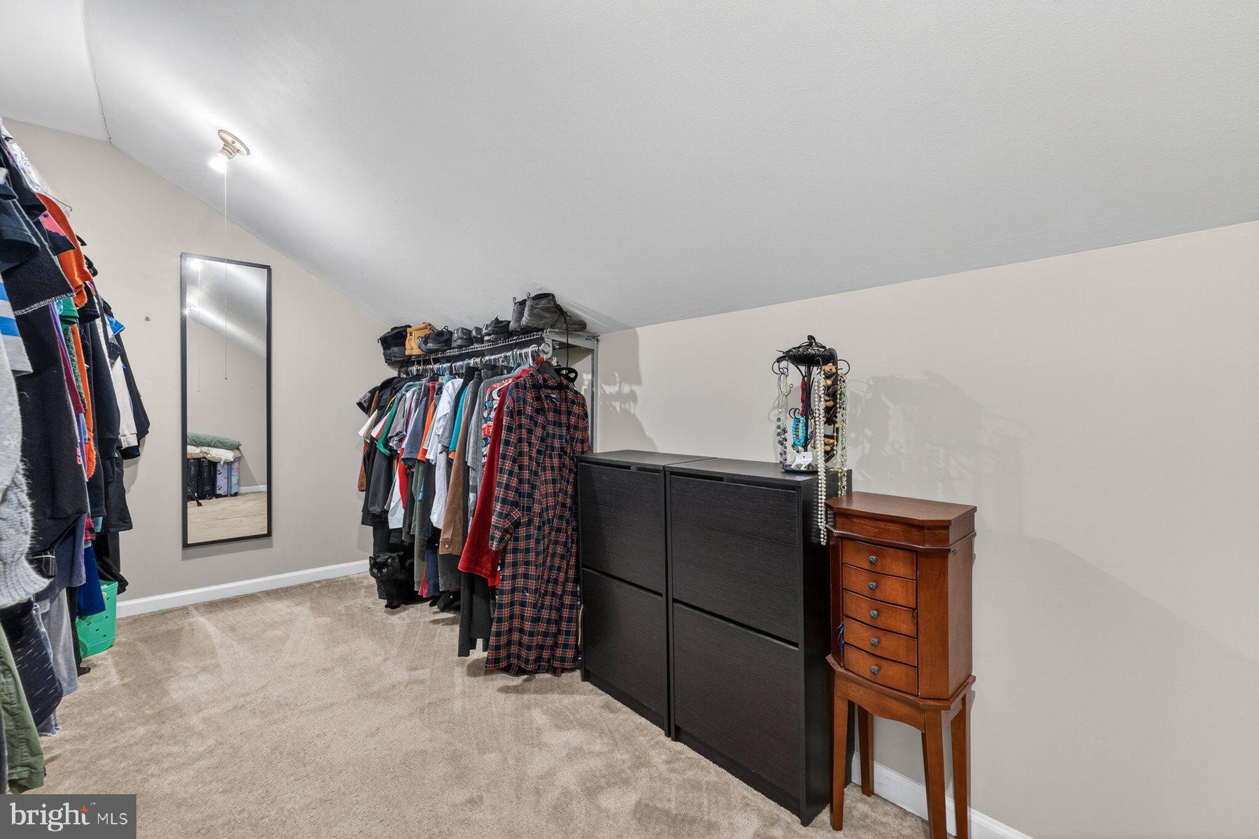 COLDSTREAM - Residential