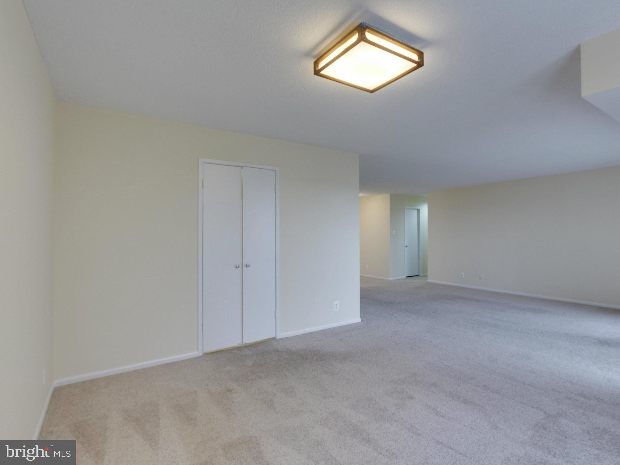 WATERGATE AT LANDMARK - Residential Lease