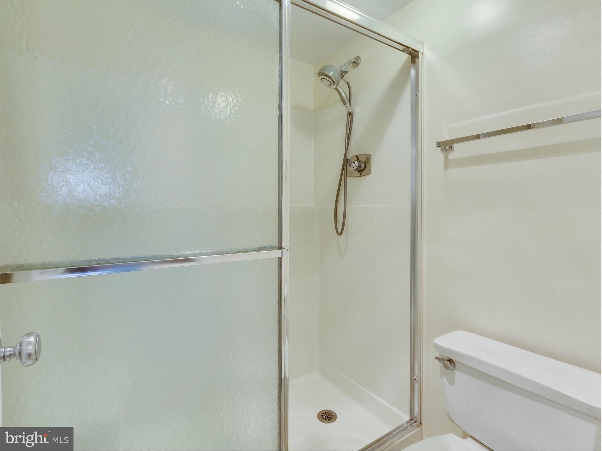 WATERGATE AT LANDMARK - Residential Lease