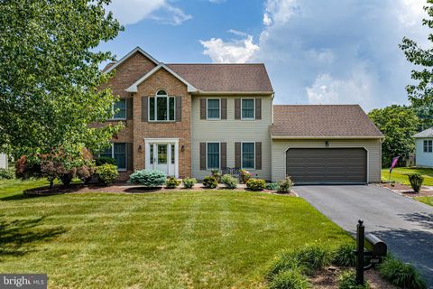 Homes For Sale - 4568 Greenfield Road<br/> BETHLEHEM, PA 18017