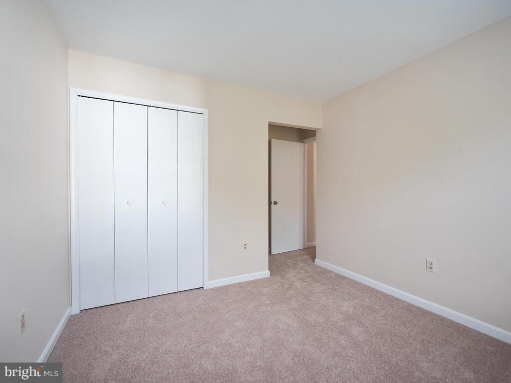 SUNNINGDALE MEADOWS - Residential