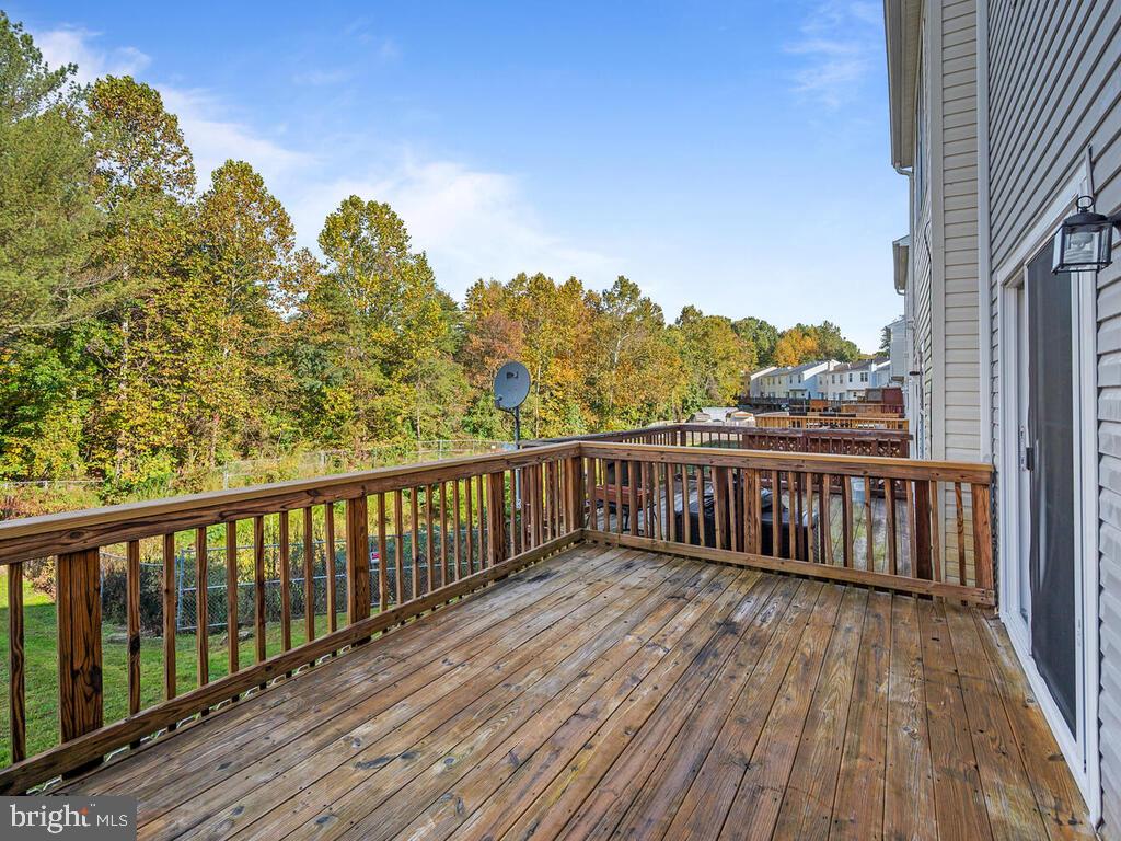 SUNNINGDALE MEADOWS - Residential