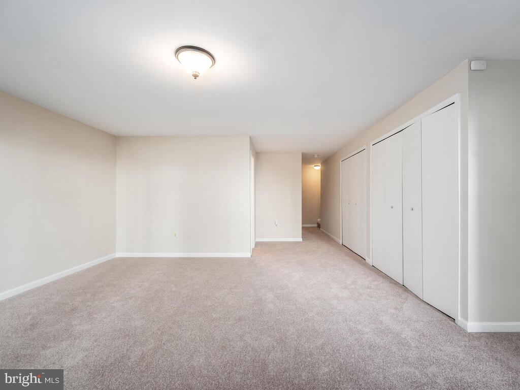 SUNNINGDALE MEADOWS - Residential