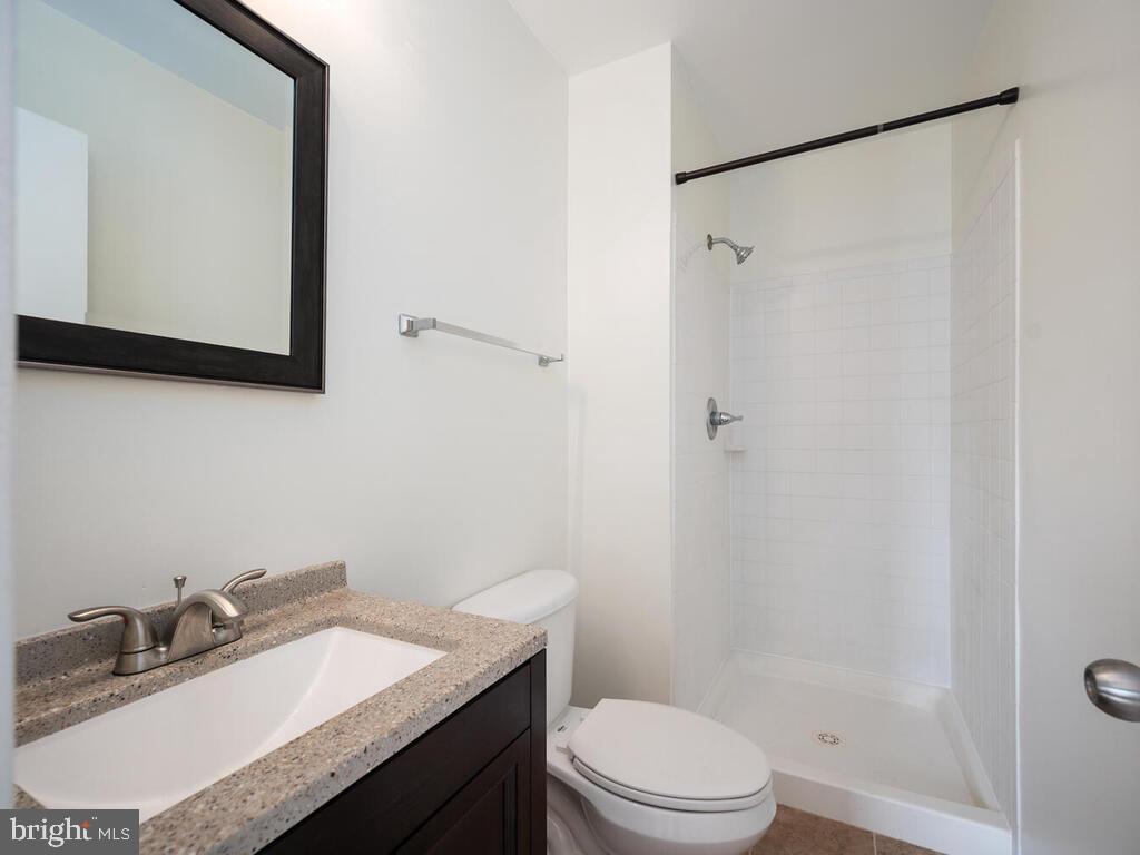 SUNNINGDALE MEADOWS - Residential