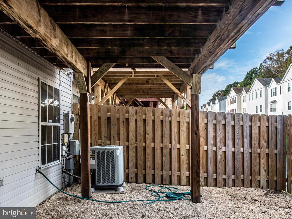 SUNNINGDALE MEADOWS - Residential