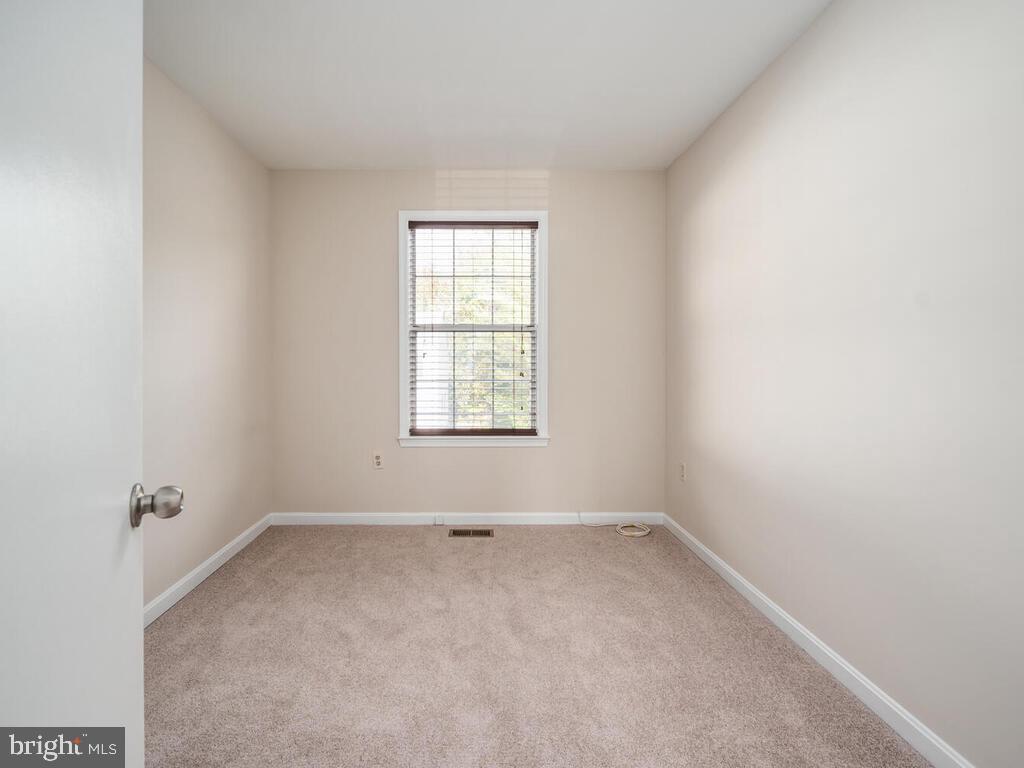 SUNNINGDALE MEADOWS - Residential