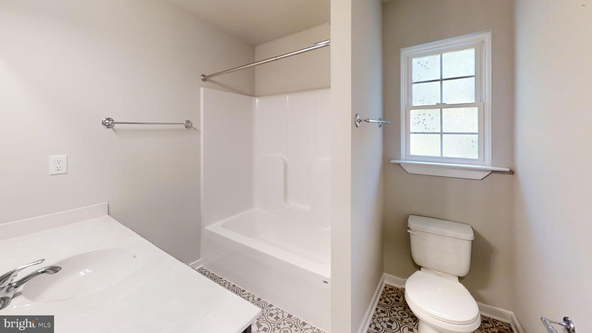 LAKE MONTICELLO - Residential Lease