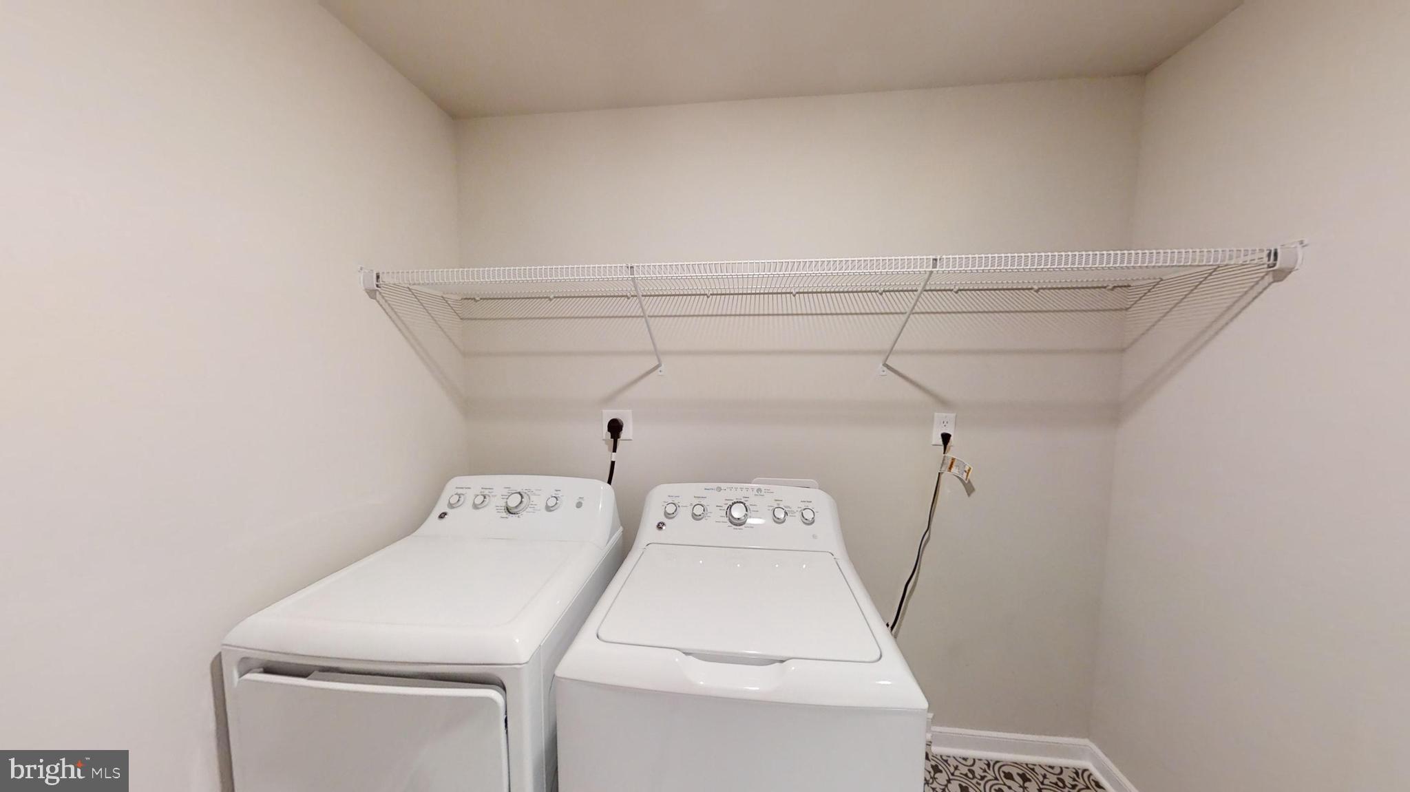 LAKE MONTICELLO - Residential Lease