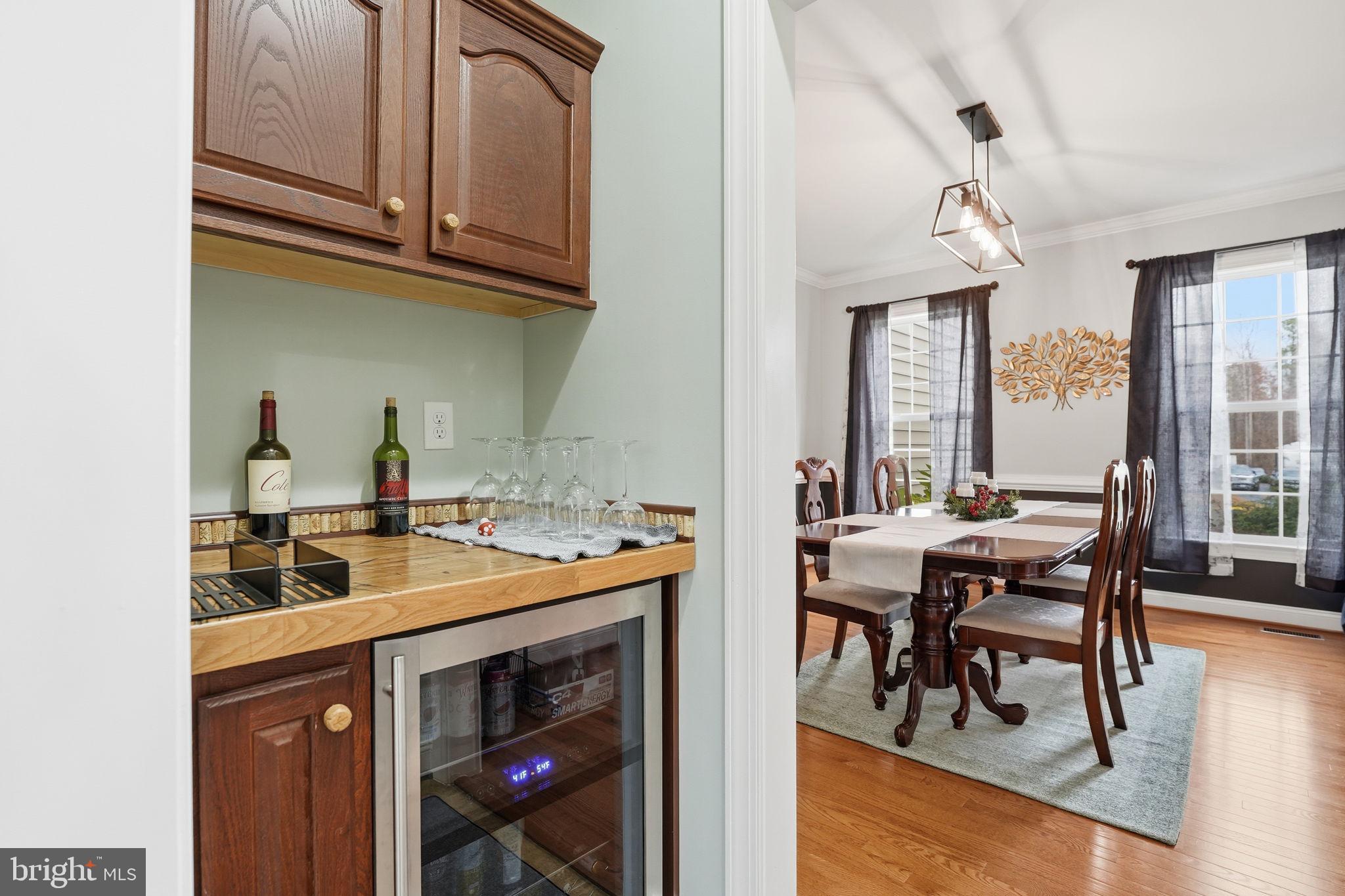 TAVERN GATE - Residential