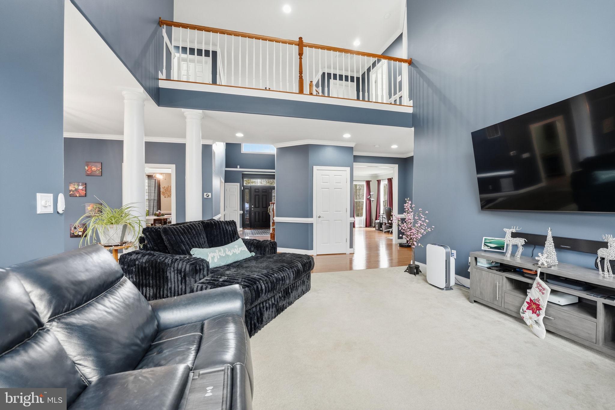 TAVERN GATE - Residential