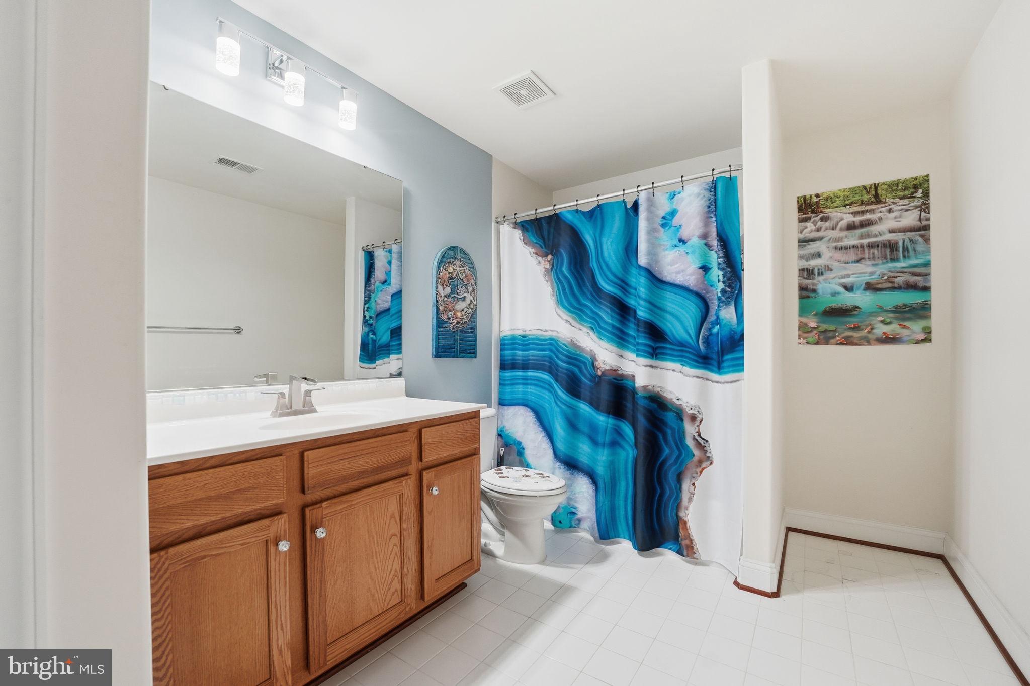 TAVERN GATE - Residential