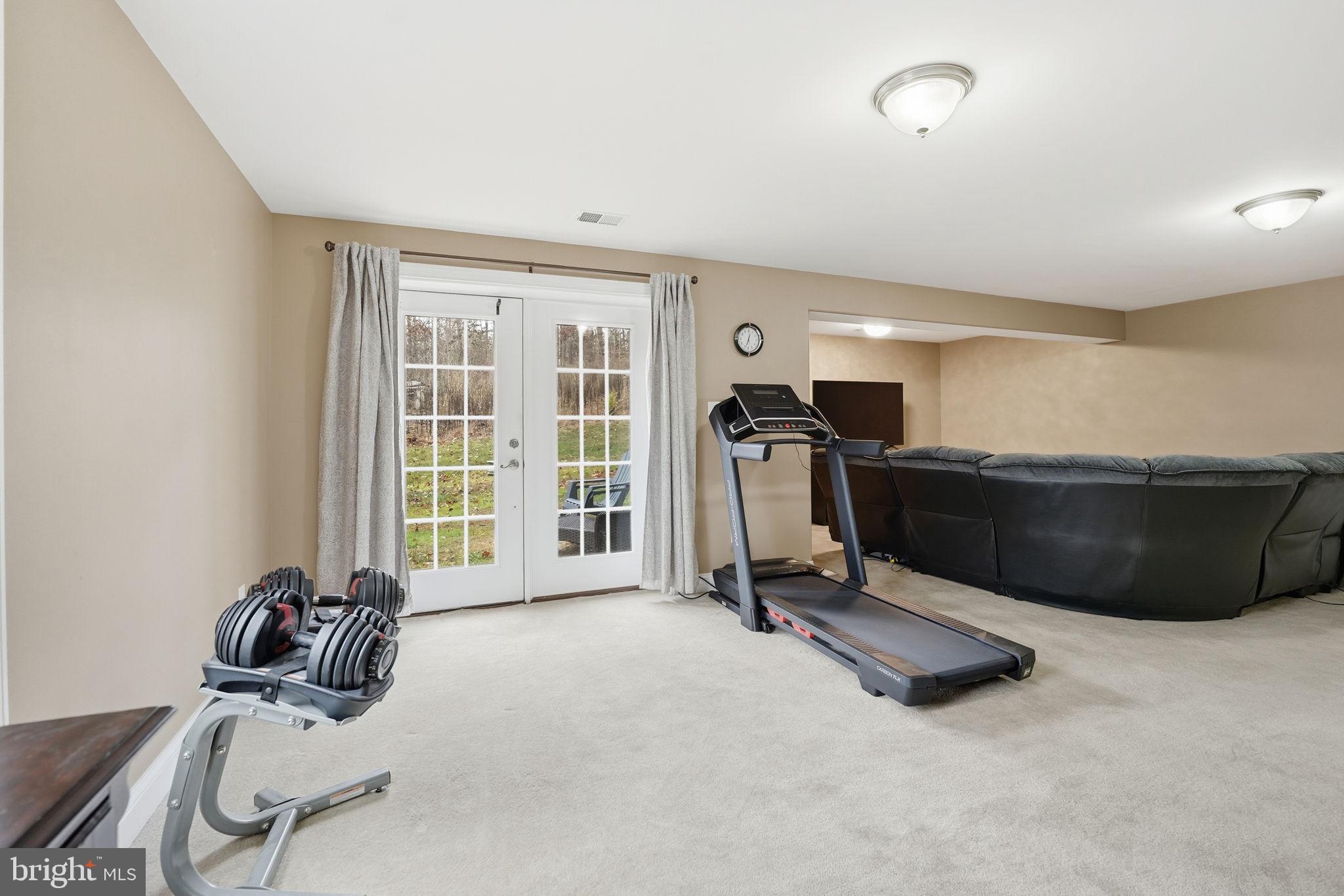 TAVERN GATE - Residential