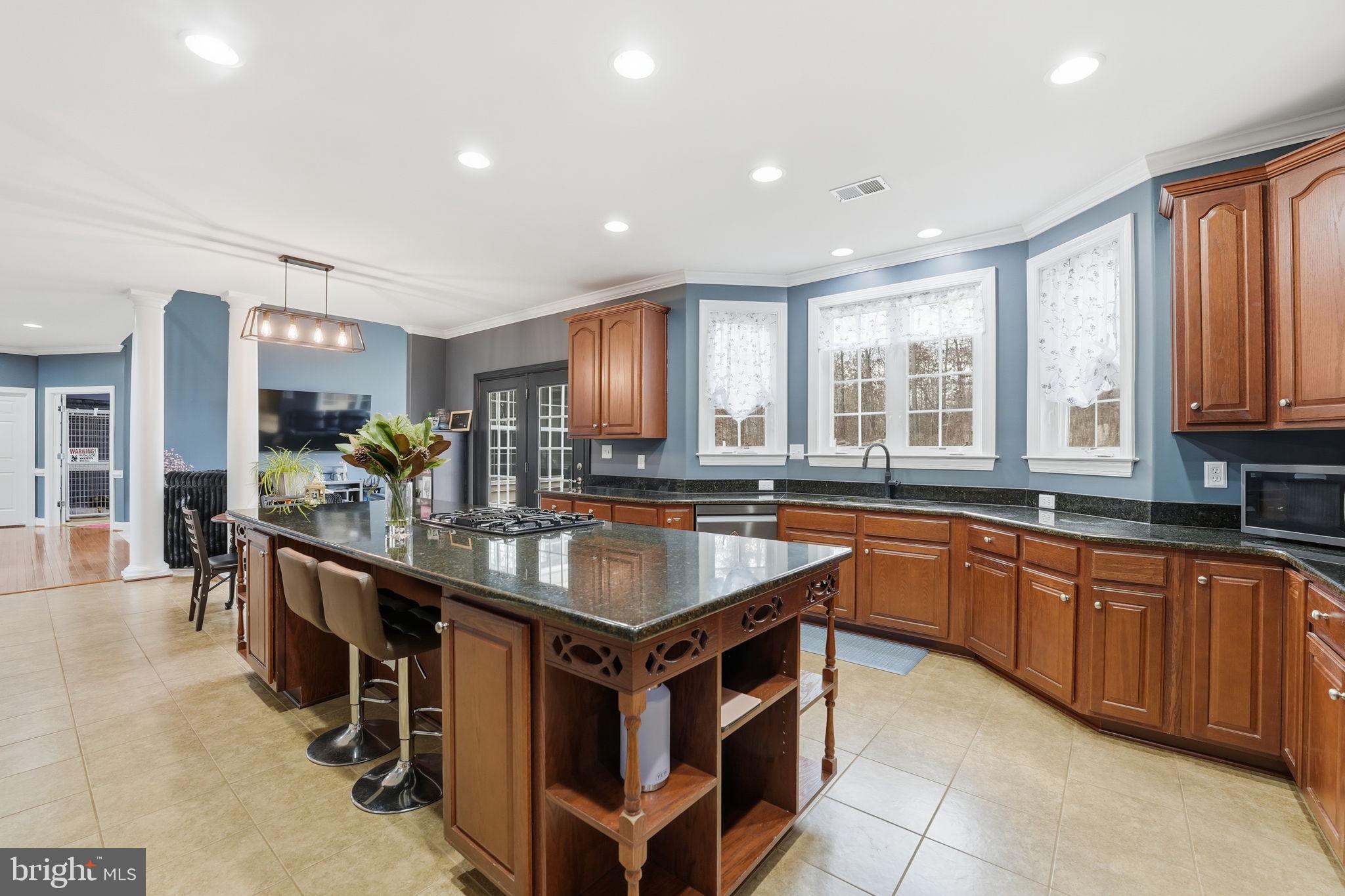 TAVERN GATE - Residential