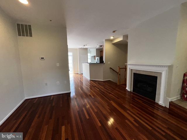537 ENSEMBLE COURT 537
