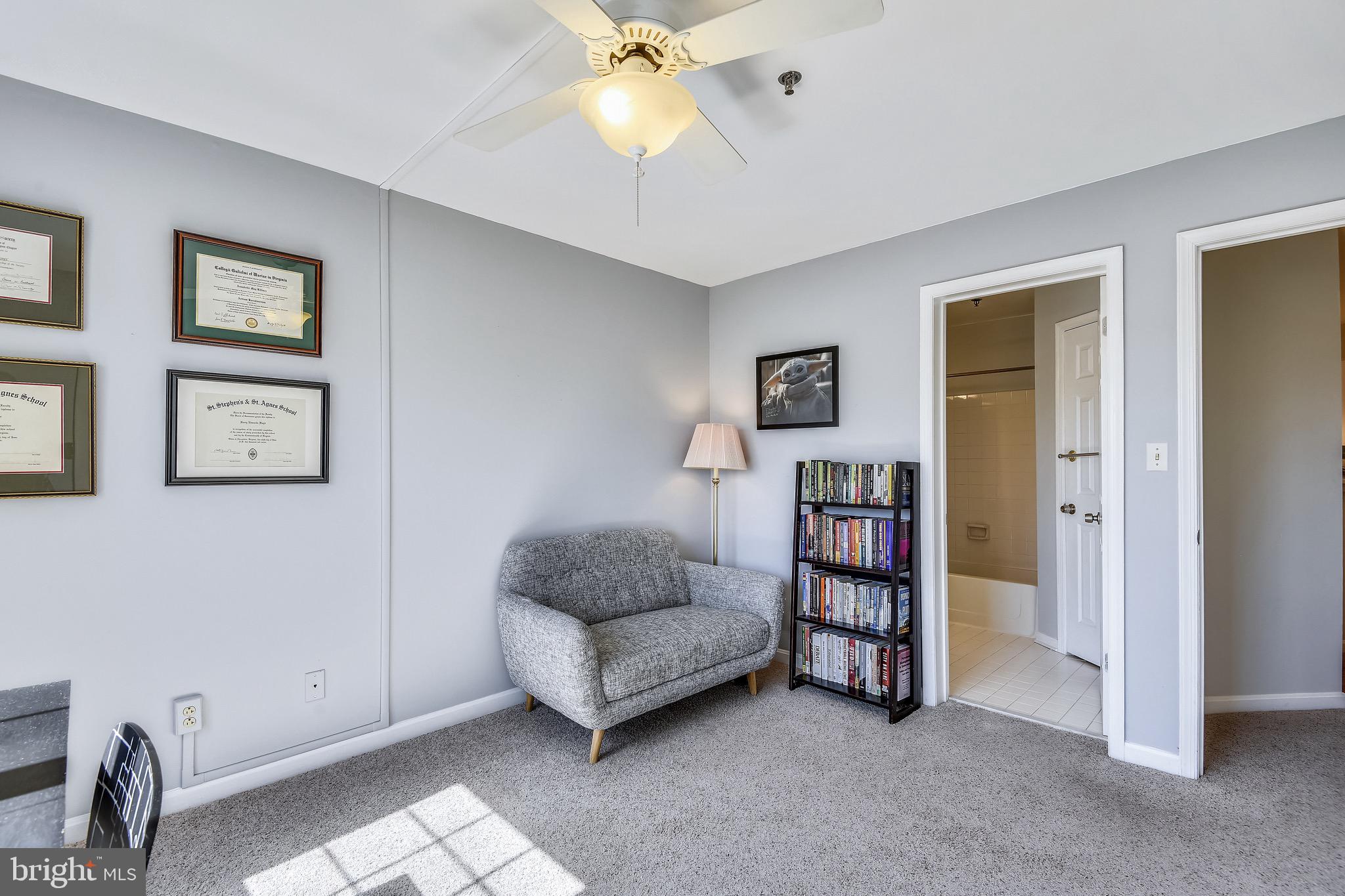 QUAKER HILL - Residential