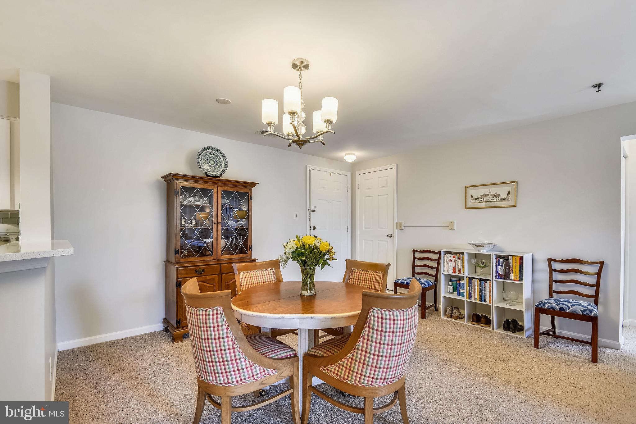 QUAKER HILL - Residential