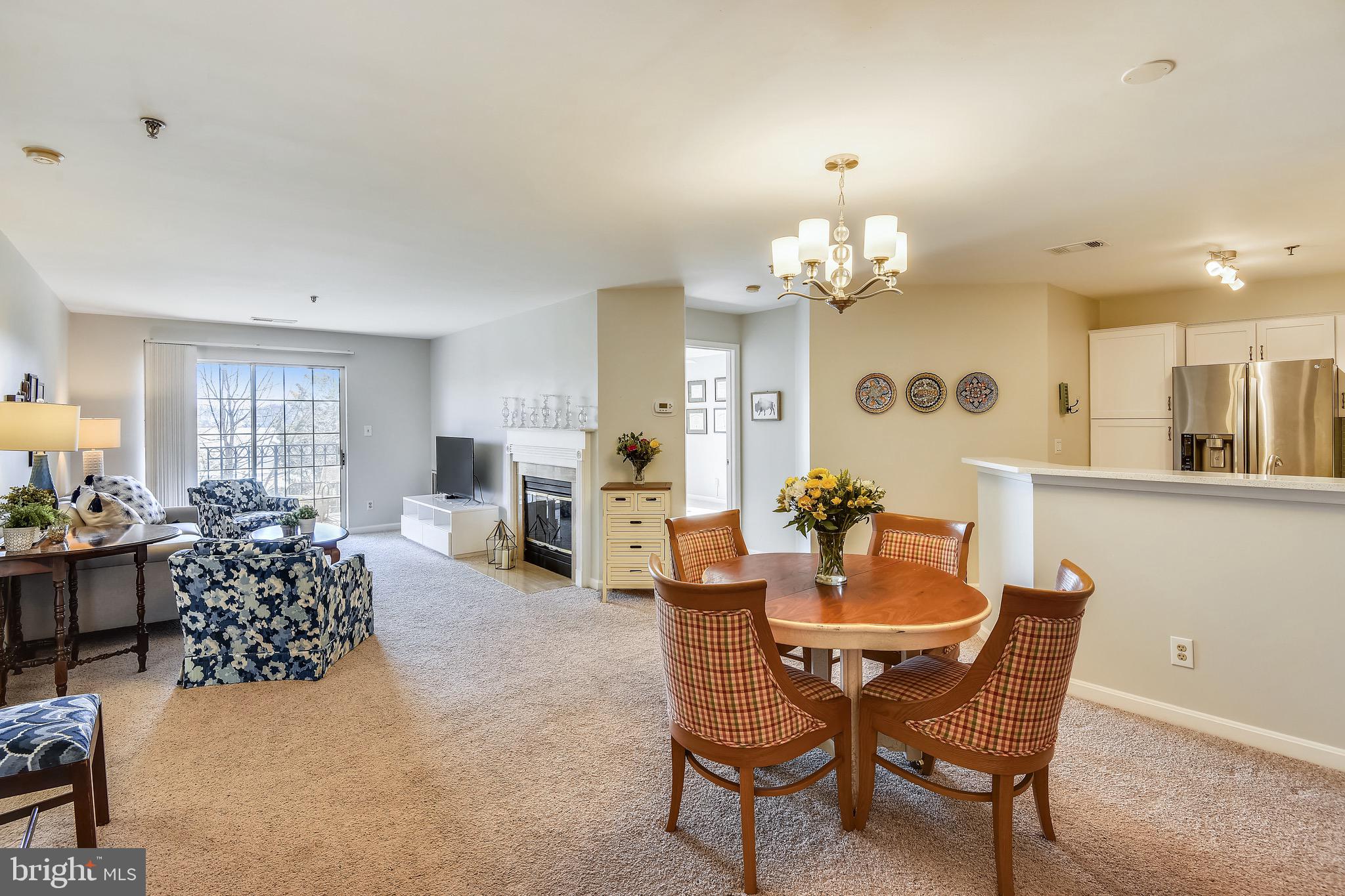 QUAKER HILL - Residential