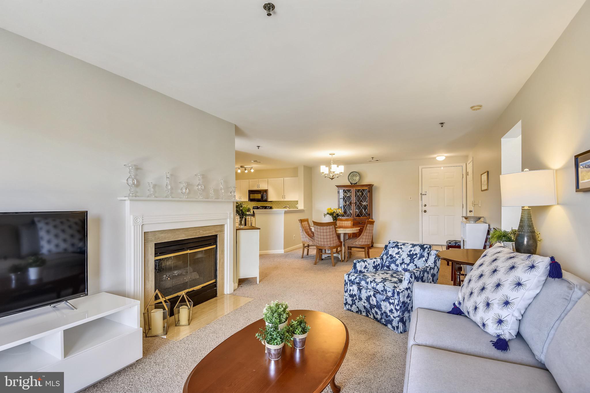 QUAKER HILL - Residential