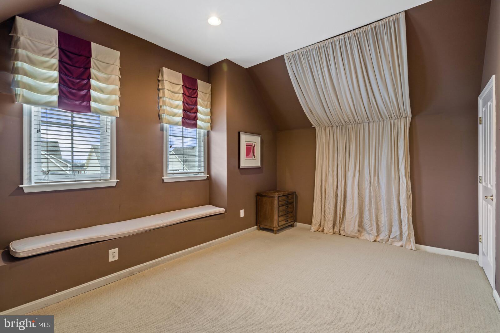 STONE RIDGE SOUTH - Residential